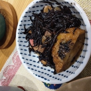 ひじきとがんもの煮物